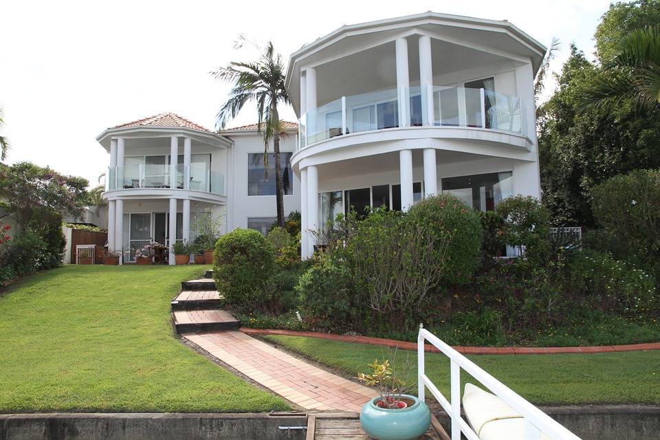 beautiful 2 storey house